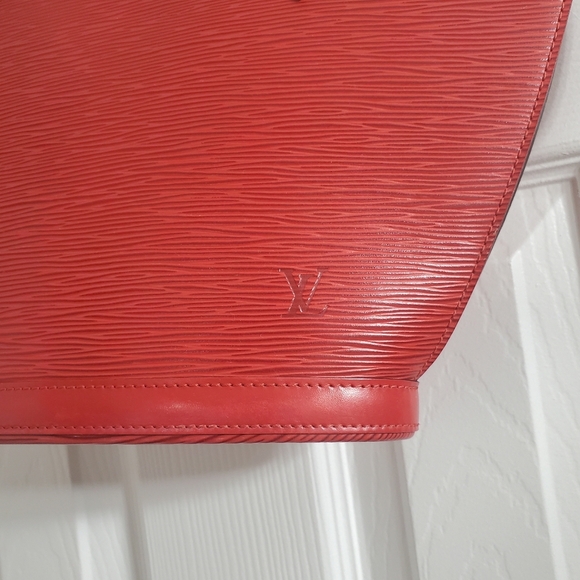 Louis Vuitton Saint Jacques Handbag Red Epi Leather Purse - Picture 9 of 14